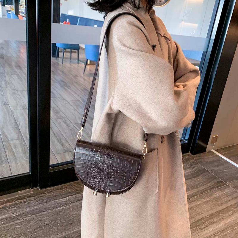 Luxe Crocodile motif sacs à bandoulière pour femmes 2020 demi-rond sac de messager en cuir PU sacs à main sac à bandoulière sac main femme Luxe Crocodile motif sacs à bandoulière pour femmes 2020 demi-rond sac de messager en cuir PU sacs à main sac à bandoulière sac main femme