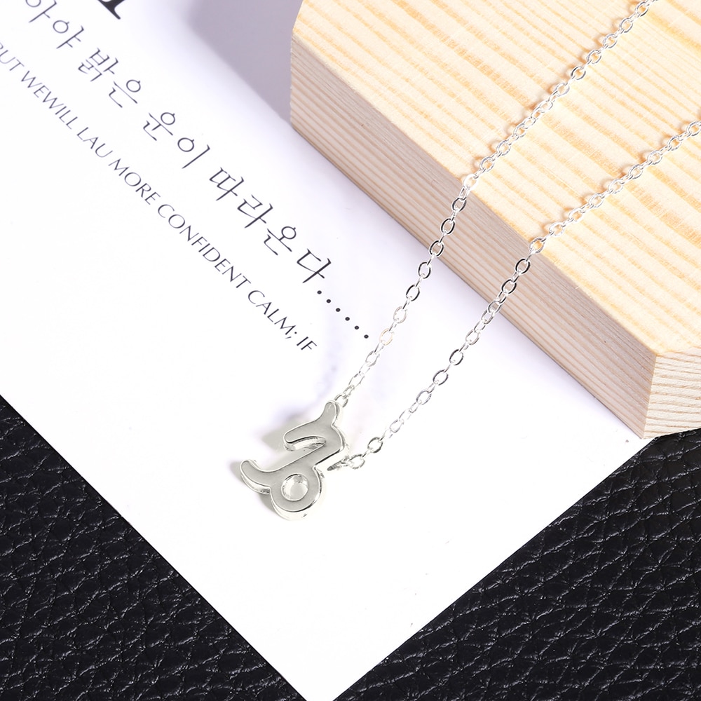 Collier signe Collier signe