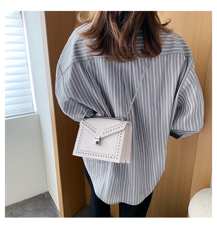 Gommage en cuir marque concepteur épaule Simple sacs pour femmes 2020 chaîne Rivet luxe sac à bandoulière femme mode petits sacs à main Gommage en cuir marque concepteur épaule Simple sacs pour femmes 2020 chaîne Rivet luxe sac à bandoulière femme mode petits sacs à main